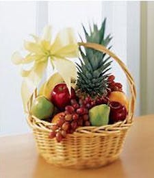 Tasteful Choice Deluxe Fruit Basket