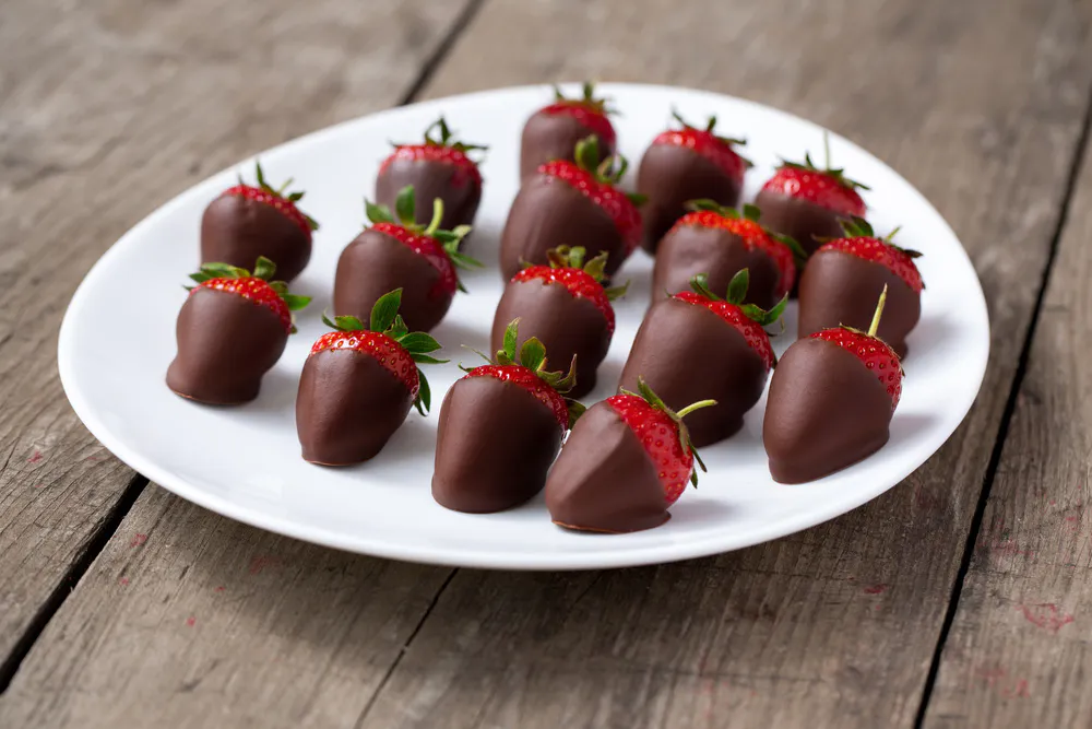 Chocolate Dipped Strawberries Mother's Day Gourmet Gifts