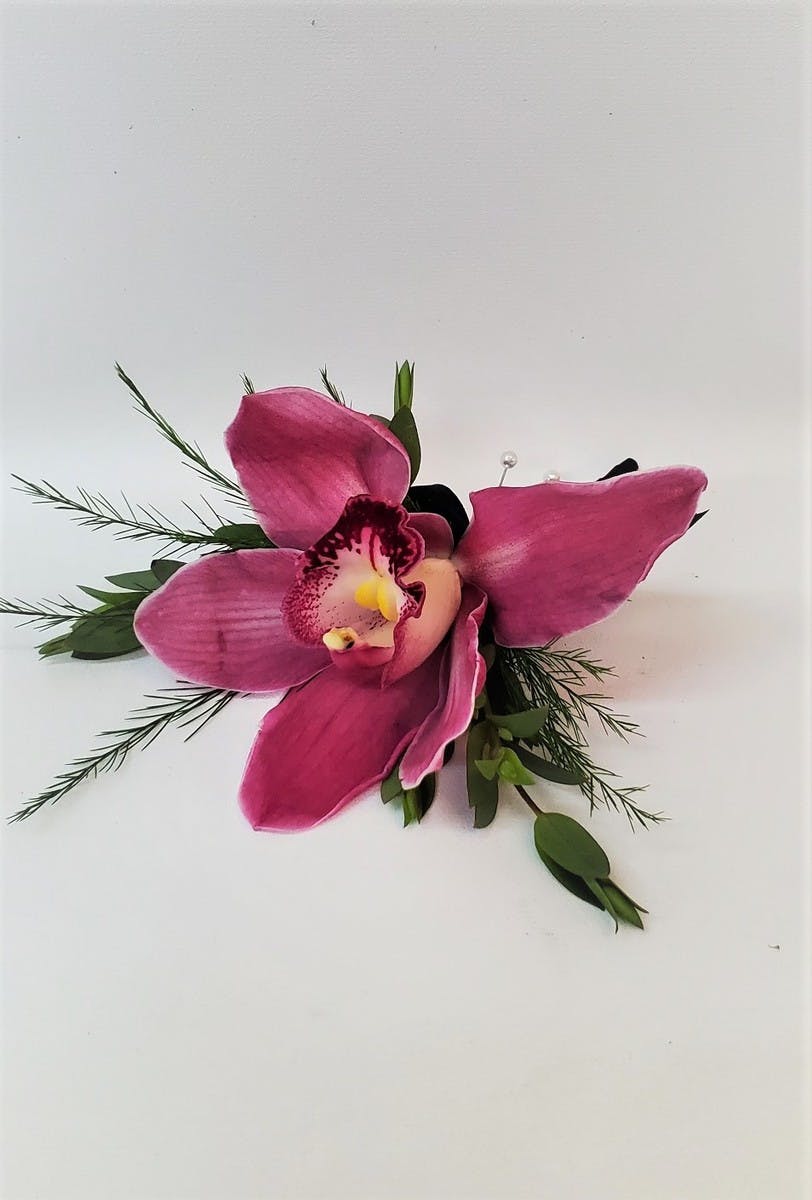 Cymbidium Orchid Boutonniere Sarasota Prom And Party Flowers 